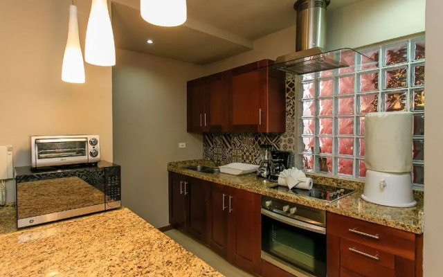 Nolita 204 Wonderful 2 Bedroom 5th Av by RedAwning