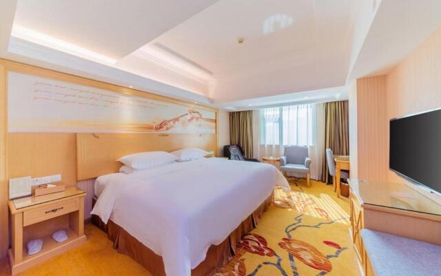 Vienna Hotel Huizhou Dahuxi