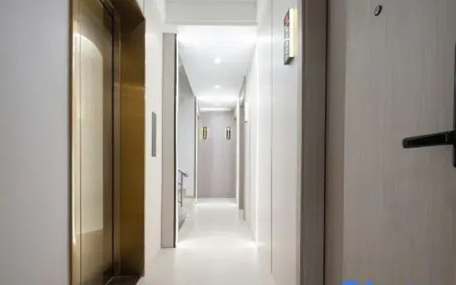 Xinyue Apartment (Guangzhou Tianhe Park Subway Station Branch)