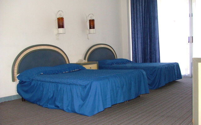 Auto Hotel Ritz Acapulco