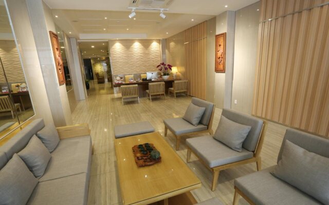 Thuy Sakura Hotel & Serviced Apartment
