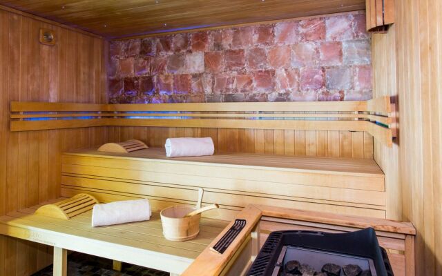 Chateau Belmont Tours by The Crest Collection (ex. Clarion Hotel Château Belmont Tours)