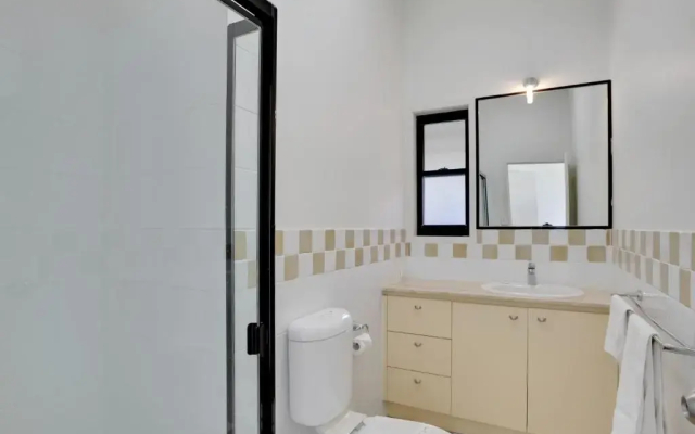 Cylinder Cove Unit 5