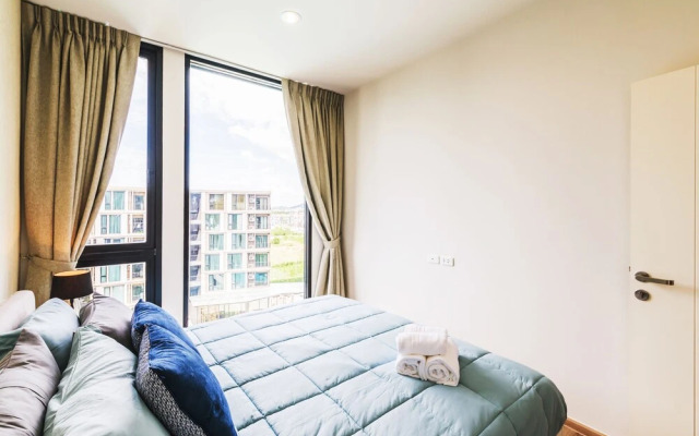 Favstay - The Base Uptown Phuket