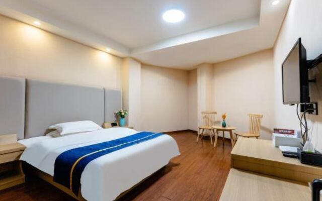 Towo Holiday Hotel (Leping Donghu Park)