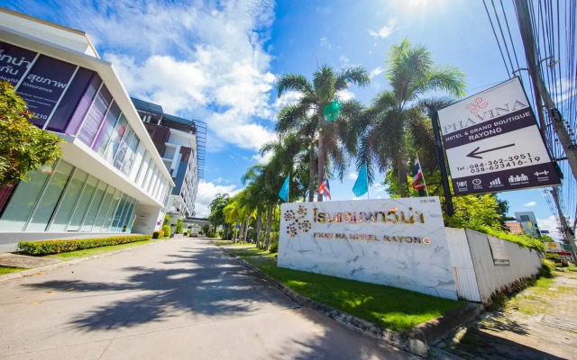 Phavina Grand Boutique