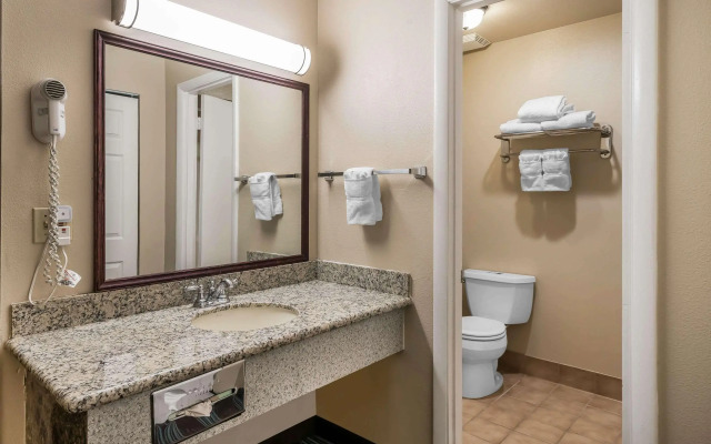 Clarion Inn near JBLM