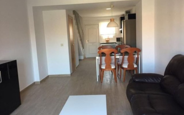 106076 - Apartment in Zahara de los Atúnes