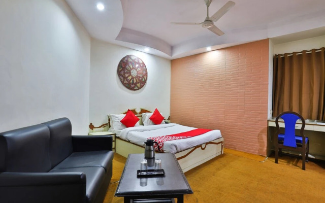 Hotel Gokul