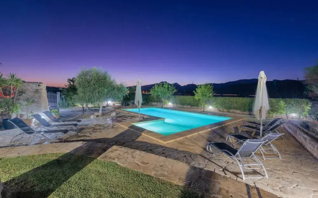 Sa Resclosa - Villa With Private Pool In Buger