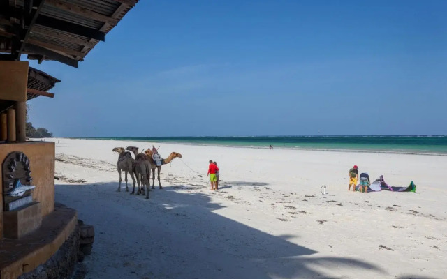 Blue Marlin Beach Hotel