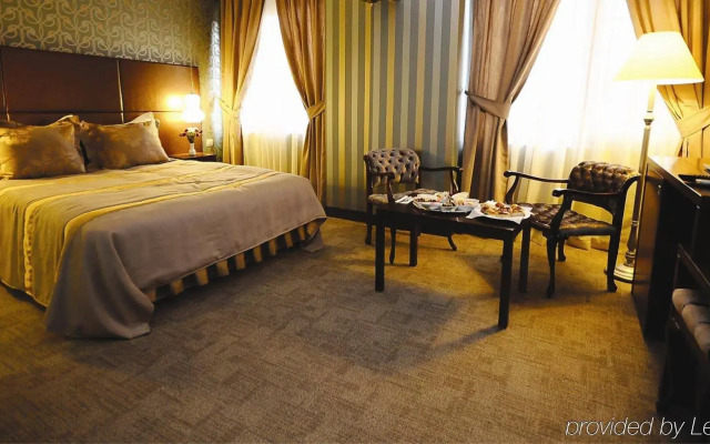 The Life Hotel & Spa