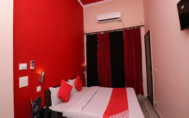 Hotel Laxmi Palace by OYO Rooms