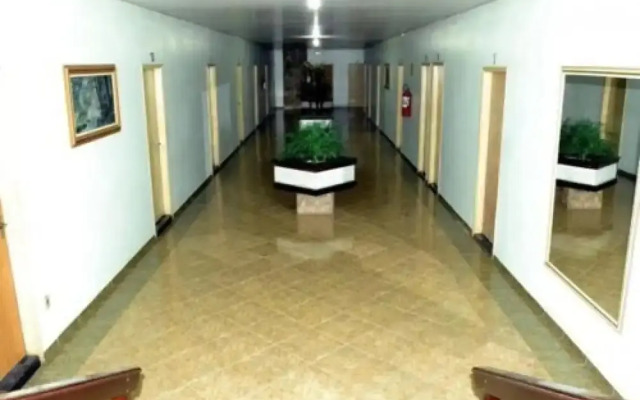 Hotel Pousa La