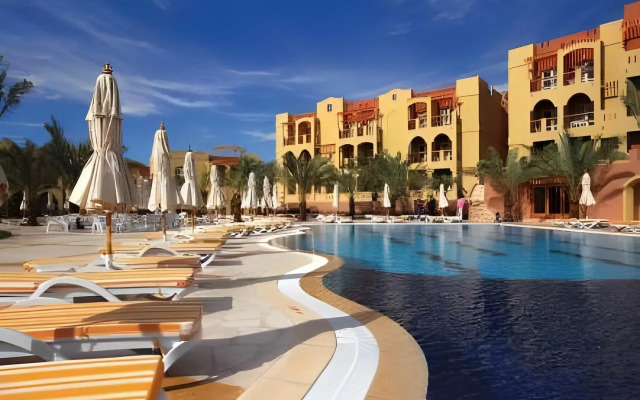 Marina Plaza Hotel, Tala Bay