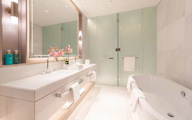 Five Luxe JBR