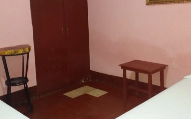 Hotel Bar y Restaurante Charlys El Viejo