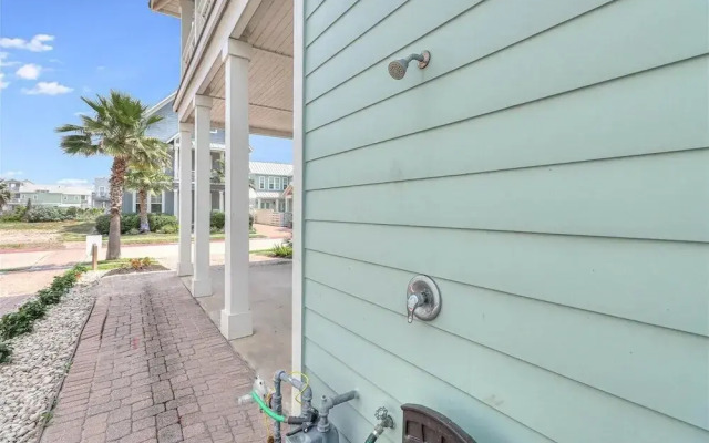 Ships and Giggles 276 HI