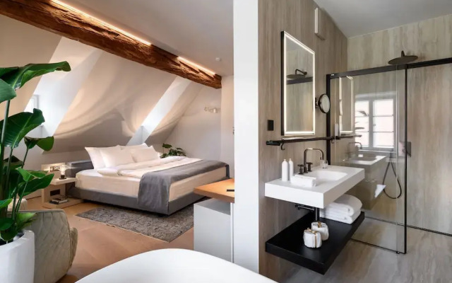 Zlata Ladjica Boutique Hotel