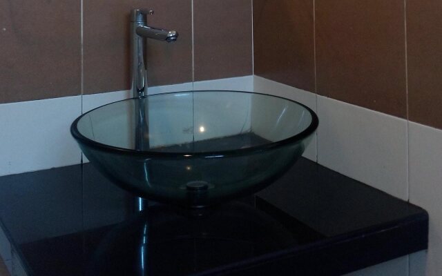 My Home Apartment - Crown Imperial Court