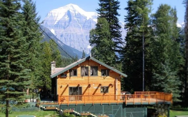 Mount Robson Lodge