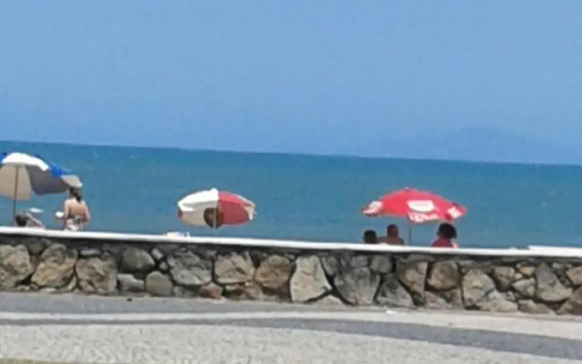 Casa a 150 m da Praia Martins de Sá