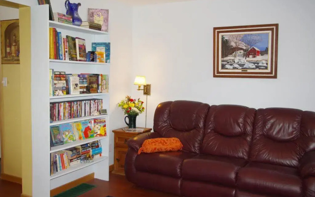 Bells and Whistles Family Inn