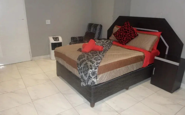Tshedza Guest House