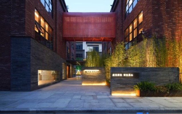 Zigong Zen Post holiday – Exterior – Zigong