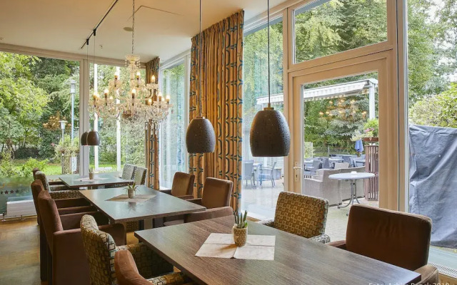 Neues Parkhotel