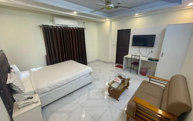 Hotel White Stone