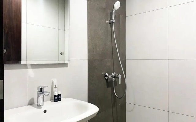 Homey And Nice Studio At Lrt City Bekasi Apartment