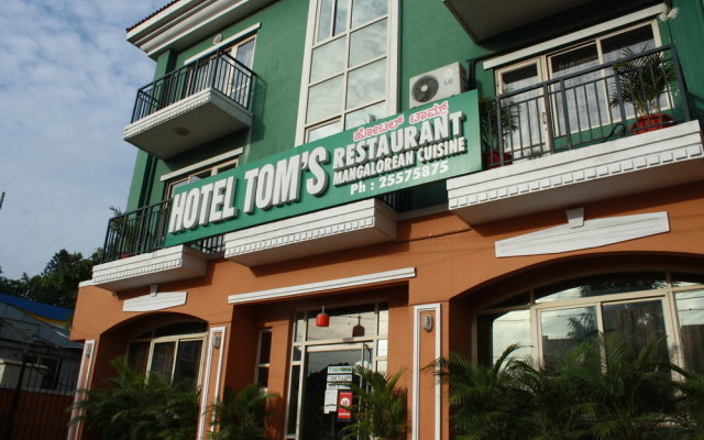 Hotel Tom's