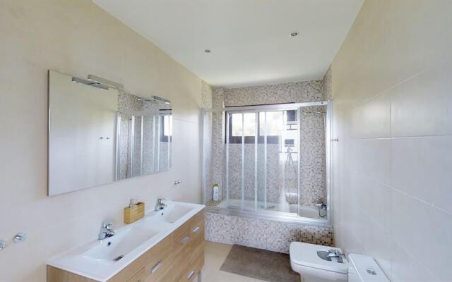 Fantastic First Line Penthouse