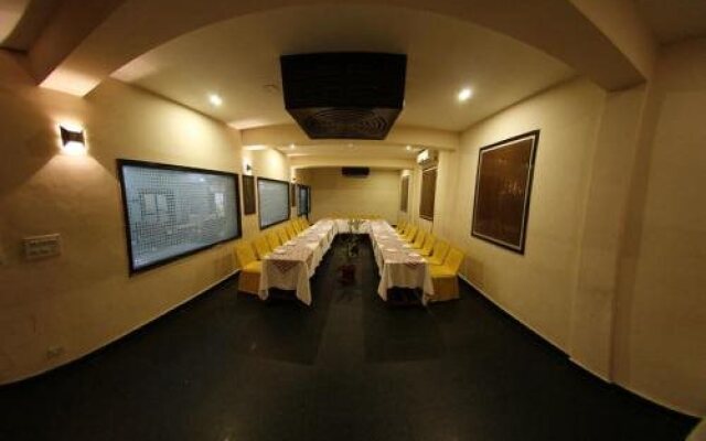 Hotel Dolphin