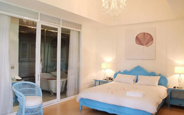 The Heritage Baan Silom Hotel