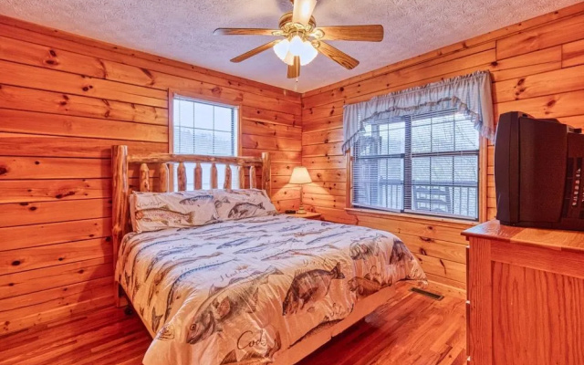 Hawks Point Lodge by Jackson Mountain Rentals