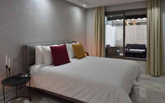 Suites Hotel Le Yacht