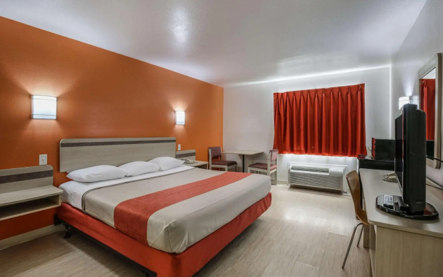 Motel 6 Pasadena, TX