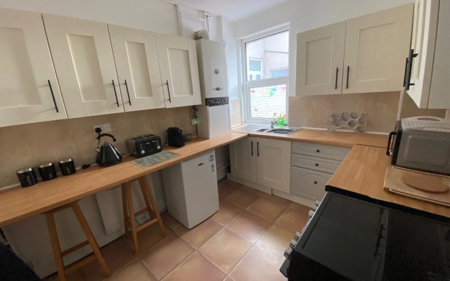 Blackpool Abode - Seaside Cove
