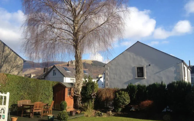 Acorn House