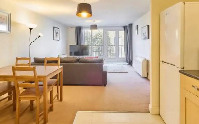Host Stay Bingley Court