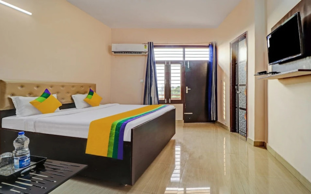 Itsy By Treebo - Divine Inn