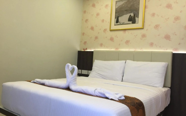 Louis Hotel
