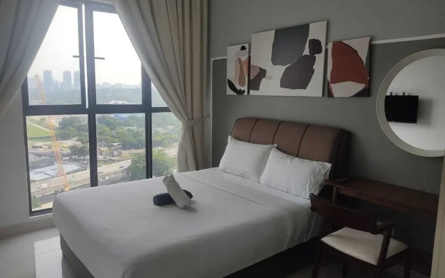 Trion Hotel Suites By Havenza