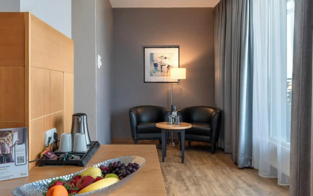 Plaza Premium Koln
