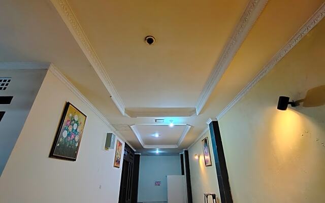 Penginapan Family Raya Lembang by ZUZU