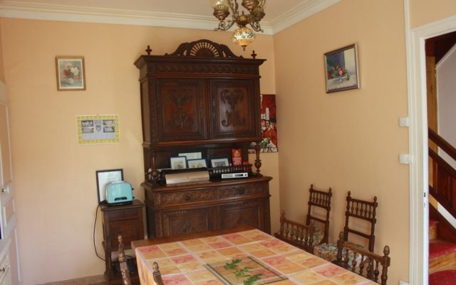House With 4 Bedrooms in Guilvinec, With Wonderful City View and Enclo