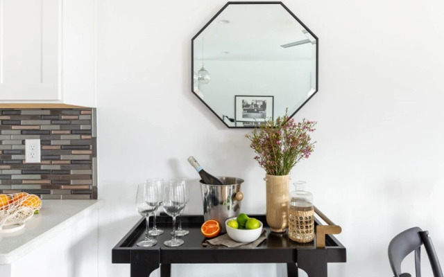 Phillips St - Bourbon