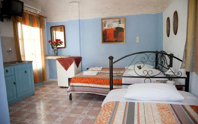 Stella Nomikou Apartments